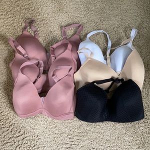 Lot of 6 wireless bras: Auden, Bali, Maidenform.